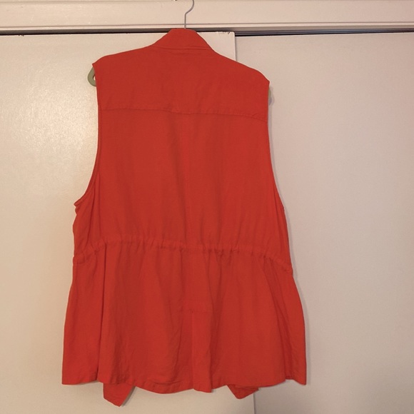 Torrid cargo vest in coral - Picture 5 of 5